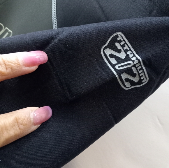 Ron Jon Surf Shop Youth's Wetsuit 16 Black Shorty Titanium 2.2 Stretch Swimming - Picture 13 of 16